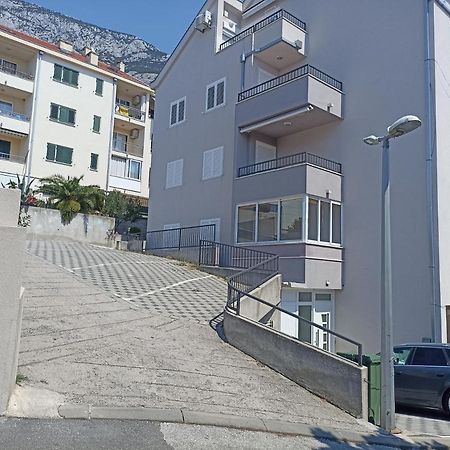 Neno Lägenhet Makarska Exteriör bild
