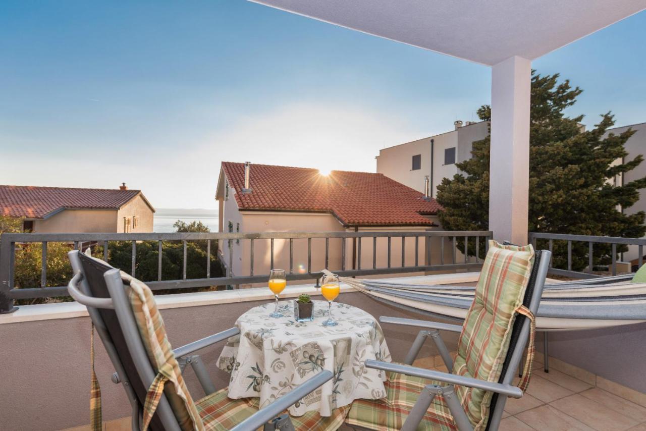 Neno Lägenhet Makarska Exteriör bild